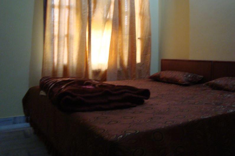 Raja Guest House ชลันธระ ภายนอก รูปภาพ
